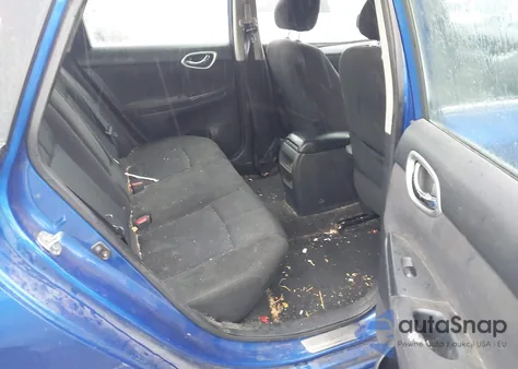 2014 Nissan Sentra Sr z USA, uszkodzony, nr VIN 3N1AB7AP3EY299678